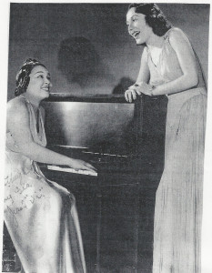 Aunt Jerri Smith w Miriam Hopkins, in 'Smiling Lieutenant,' 1931.